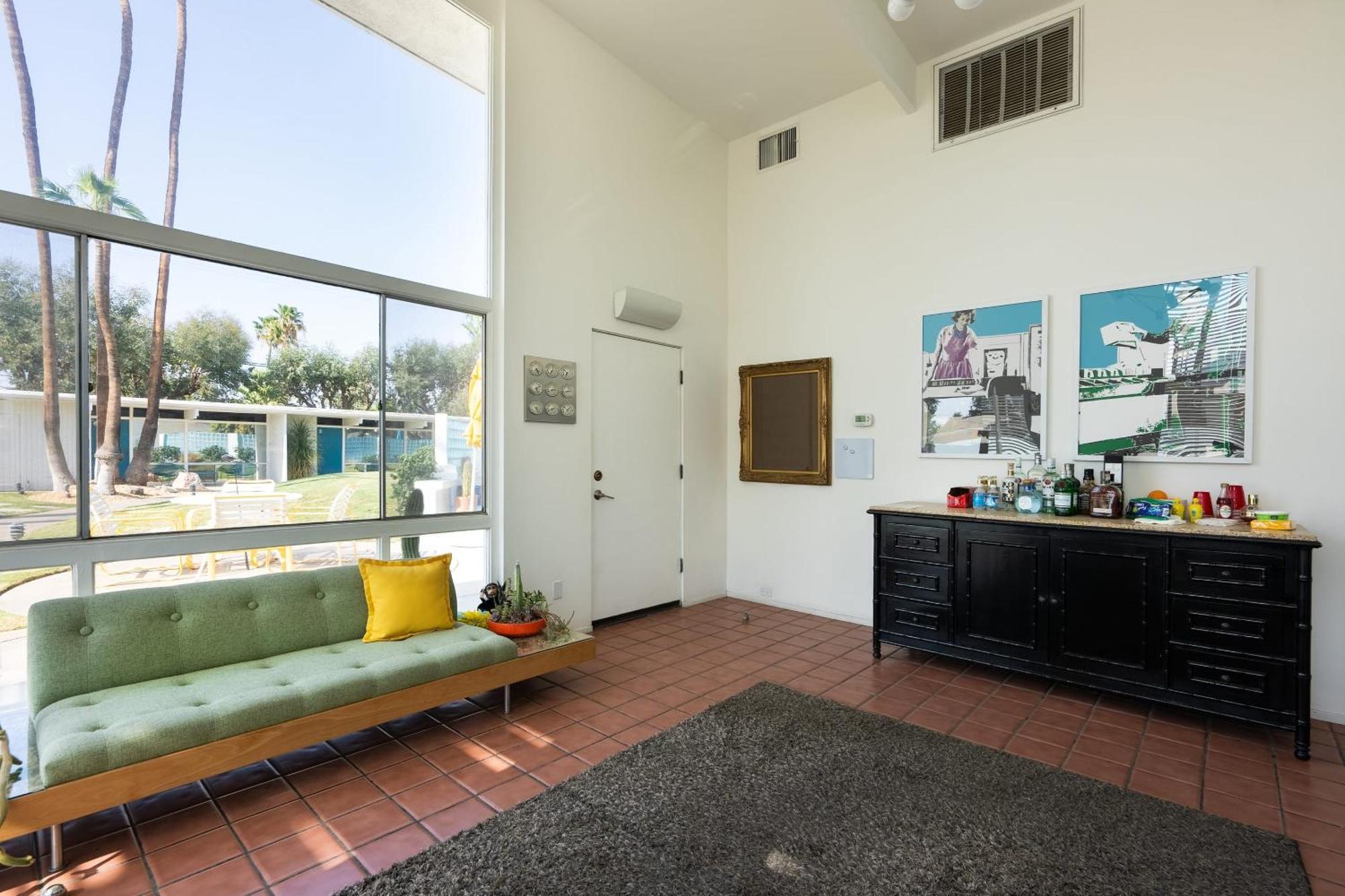 The Monkey Tree Hotel Buyout By Avantstay Entire Hotel Buyout Funky Rooms W Modern Amenities Palm Springs Bagian luar foto