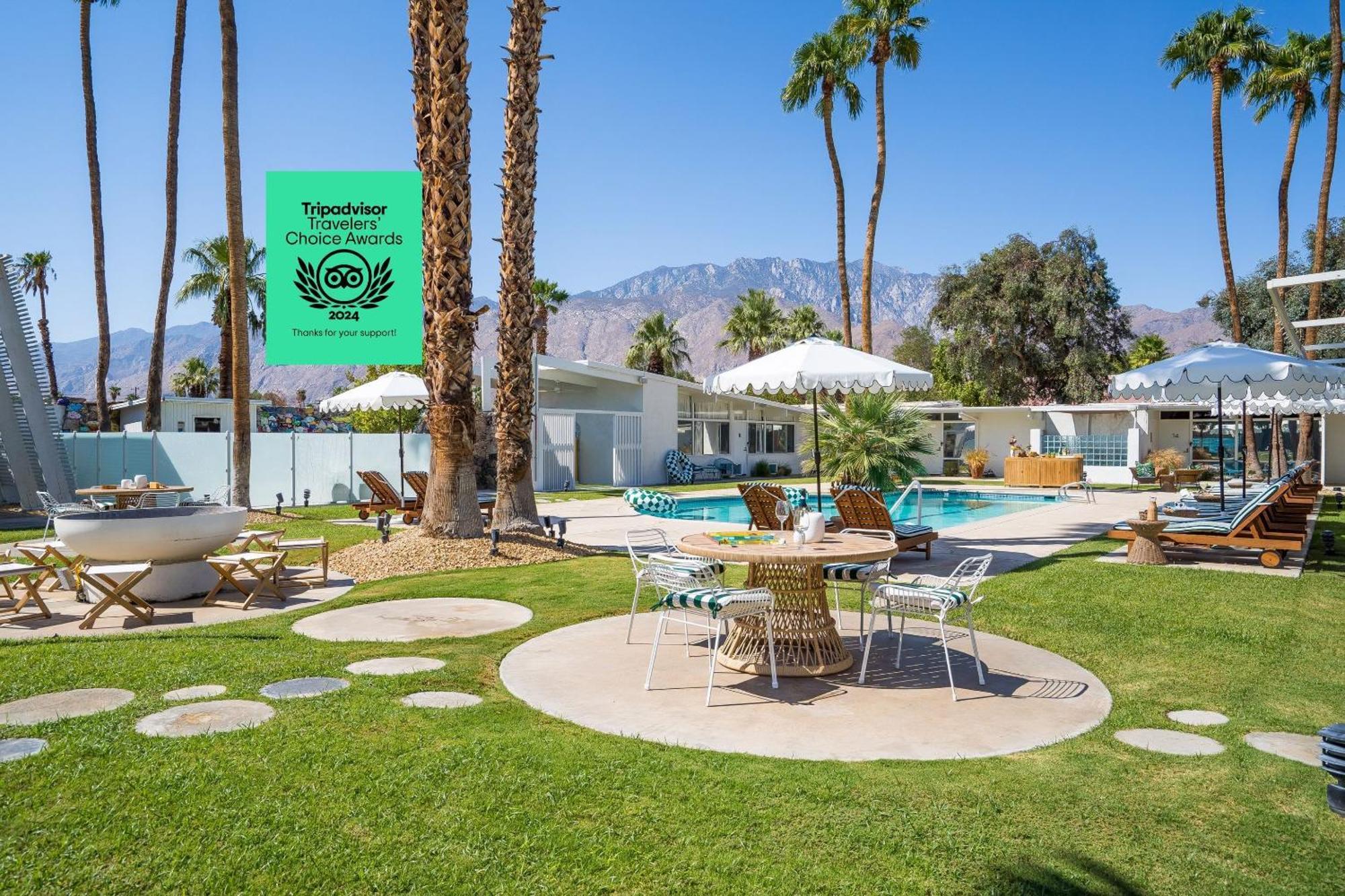 The Monkey Tree Hotel Buyout By Avantstay Entire Hotel Buyout Funky Rooms W Modern Amenities Palm Springs Bagian luar foto